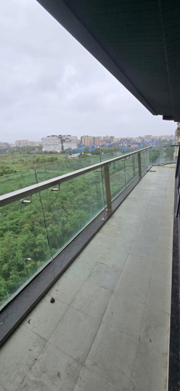 Balcony, dlh-legacy 3 Bedroom 1250 Sq.Ft. Apartment In Juhu Mumbai 10574537