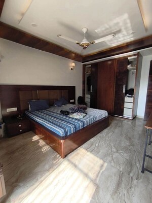 Bedroom in 5 BHK Apartment at Emaar MGF Emerald Hills, Sector 65 – for Sale