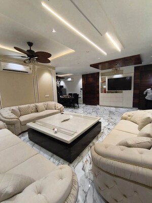 Living Room in 5 BHK Apartment at Emaar MGF Emerald Hills, Sector 65 – for Sale