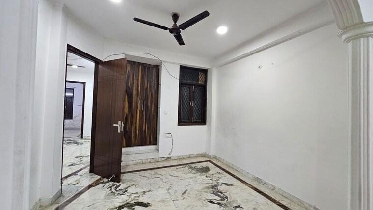 Room, freedom fighters enclave 2 Bedroom 1000 Sq.Ft. Builder Floor In Freedom Fighters Enclave Delhi 10574612