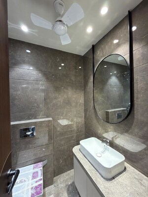 Washroom in 4 BHK Builder Floor at Naraina – for Rent