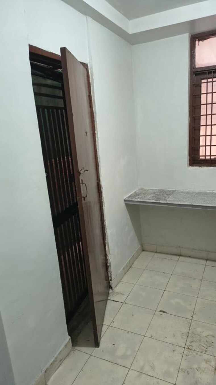Bathroom, apex-our-homes 2 Bedroom 750 Sq.Ft. Apartment In Sector 37c Gurgaon 10574619