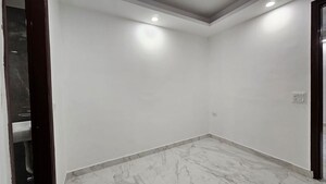Room in 1 BHK Builder Floor at Neb Sarai – for Rent