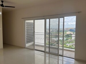 Room in 2 BHK Apartment at Godrej Boulevard, Manjari – for Rent