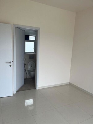 Room in 2 BHK Apartment at Godrej Boulevard, Manjari – for Rent