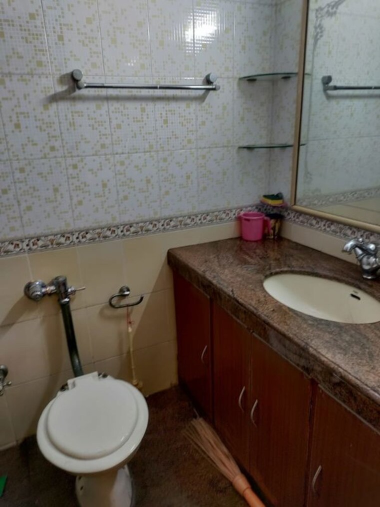 Bathroom, harshvardhan-chs-powai 2 Bedroom 1050 Sq.Ft. Apartment In Powai Mumbai 10574620