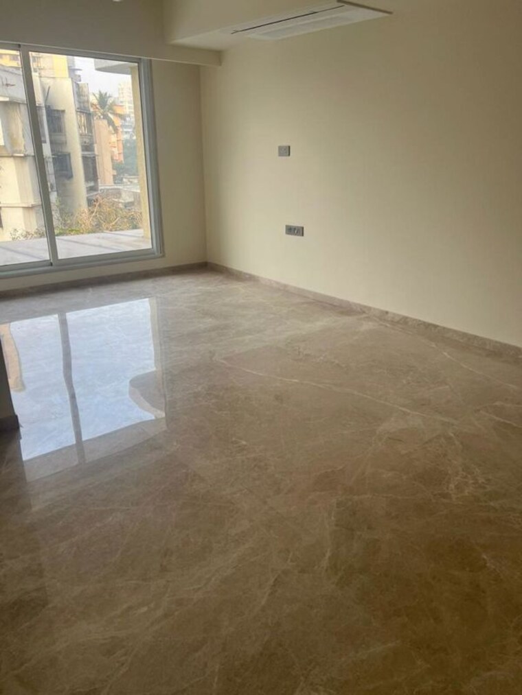 Room, bandra west 2 Bedroom 829 Sq.Ft. Apartment In Bandra West Mumbai 10574630
