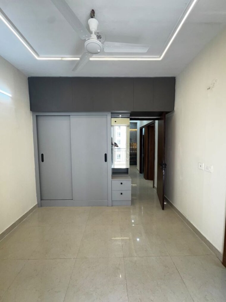 Room, signature-signum-37d-iii 2 Bedroom 650 Sq.Ft. Apartment In Sector 37d Gurgaon 10574693