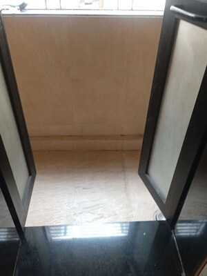 Room in 1 BHK Apartment at K Raheja Raheja Residency, Malad East – for Rent