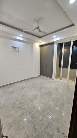 Room in 3 BHK Apartment at Mandi – for Rent