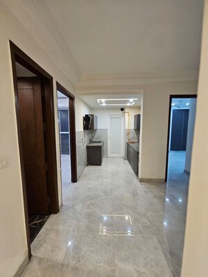 Building Lobby in 3 BHK Apartment at Mandi – for Rent