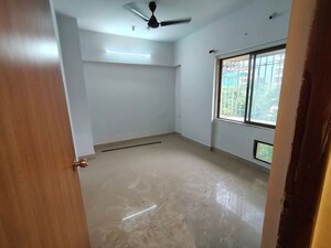 Room in 2 BHK Apartment at Puranik City, Kasarvadavali – for Rent
