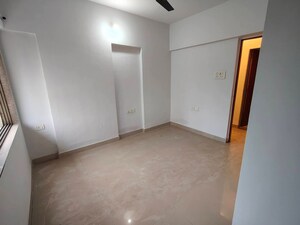 Room in 2 BHK Apartment at Puranik City, Kasarvadavali – for Rent