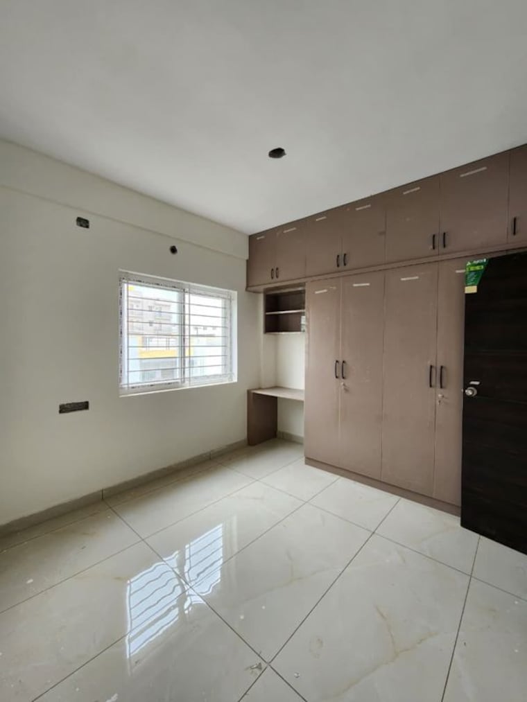 Room, reliable layout 2 Bedroom 1200 Sq.Ft. Builder Floor In Reliable Layout Bangalore 10574706
