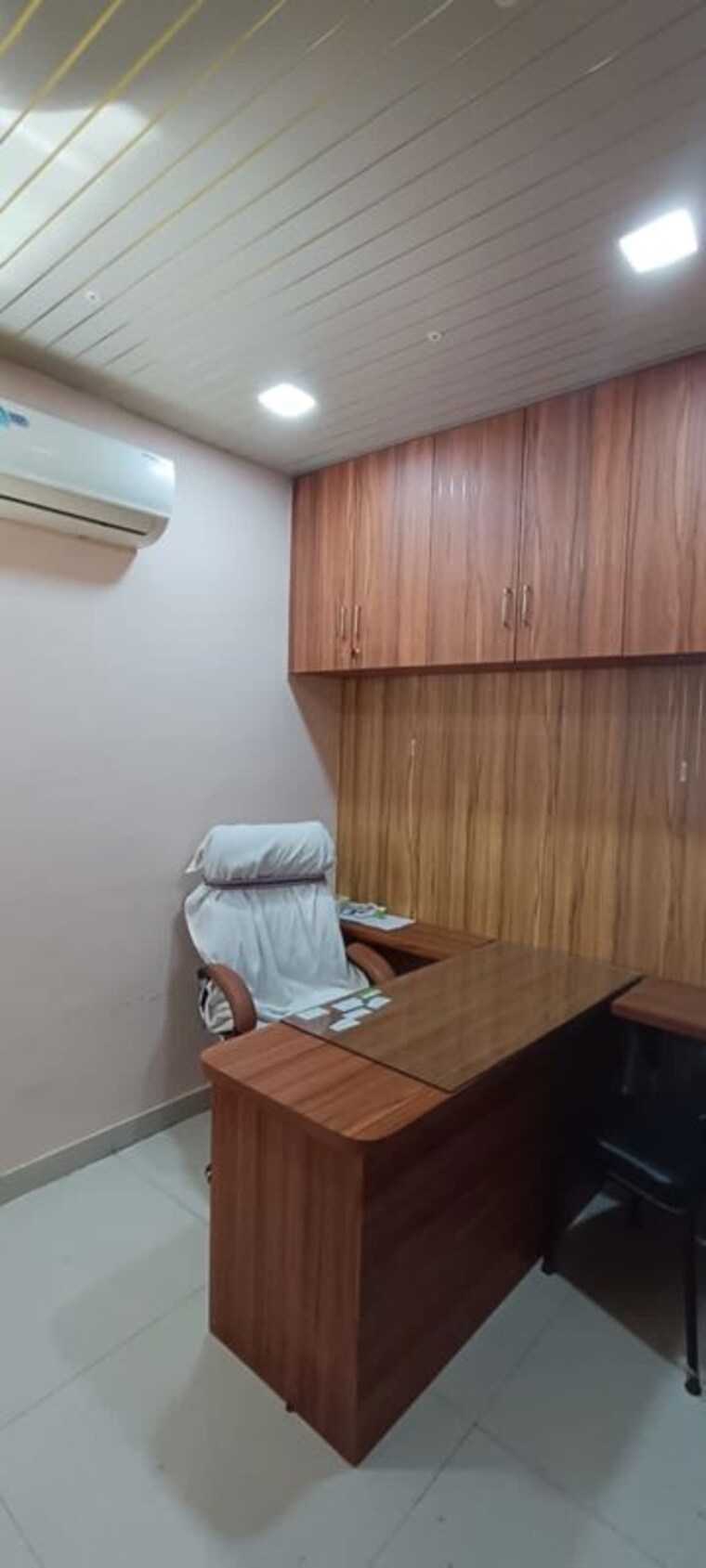 undefined, shankar nagar Commercial Office Space 400 Sq.Ft. In Shankar Nagar Raipur 10574729