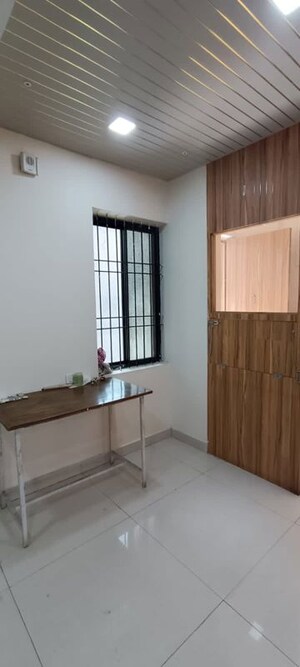 Room in  Office Space at Shankar Nagar – for Rent