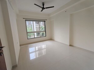 Room in 2 BHK Apartment at Godrej Prime, Chembur – for Rent