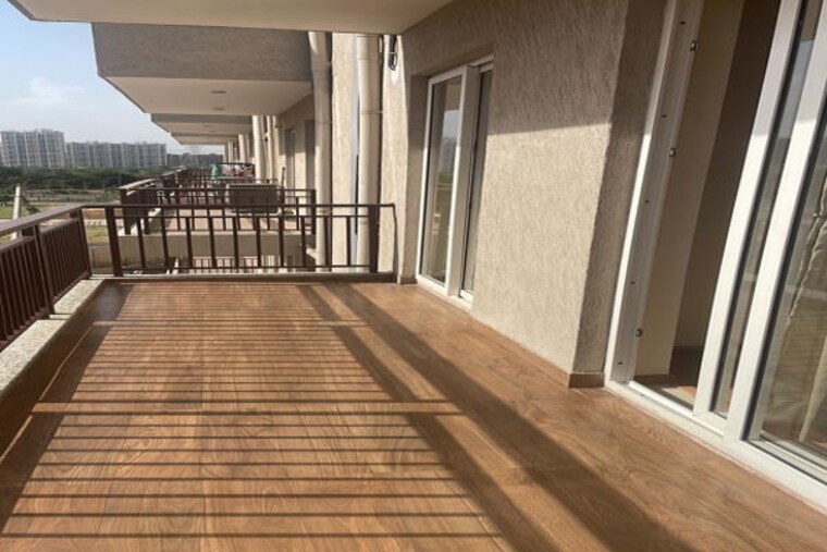 Balcony, bptp-the-pedestal 2.5 Bedroom 1824 Sq.Ft. Apartment In Sector 70a Gurgaon 10574780