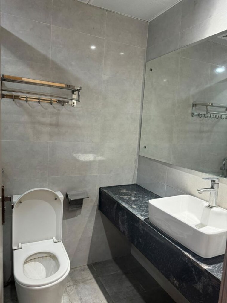 Bathroom, nathupur Pg For Boys & Girls In Nathupur 10574772