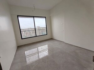 Room in 2 BHK Apartment at Sabari Mira, Chembur – for Rent