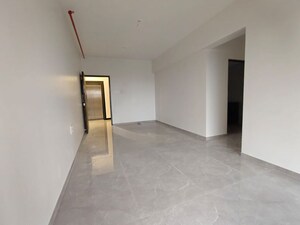 Room in 2 BHK Apartment at Sabari Mira, Chembur – for Rent