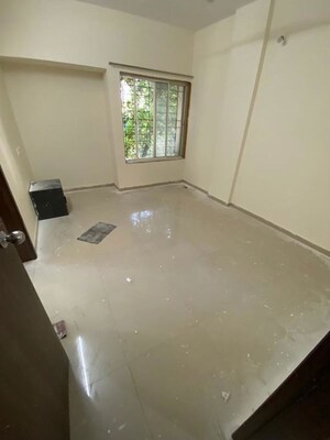 Bedroom in 3 BHK Apartment at Kakade City, Karve Nagar – for Rent