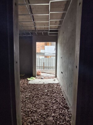 Room in 3 BHK Independent House at Pitampura – for Sale