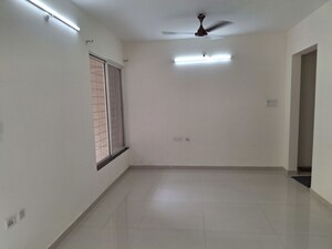 Room in 2 BHK Apartment at AG Imperial Towers, Kondhwa – for Rent