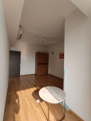 Bathroom in 3.5 BHK Apartment at M3M Escala, Sector 70a – for Rent