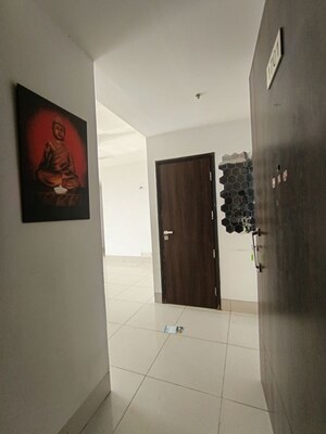 Furnished Amenities in 3.5 BHK Apartment at M3M Escala, Sector 70a – for Rent