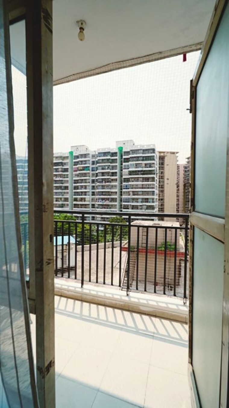 Balcony, kingswood-court 2.5 Bedroom 1400 Sq.Ft. Apartment In Sain Vihar Ghaziabad 10574810