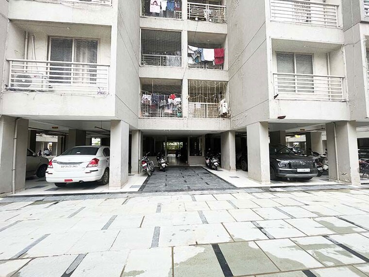 Exterior View, shahibagh 3 Bedroom 265 Sq.Yd. Apartment In Shahibagh Ahmedabad 10574844