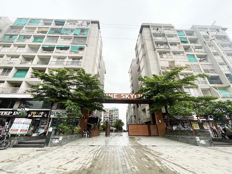 Exterior View, shahibagh 3 Bedroom 265 Sq.Yd. Apartment In Shahibagh Ahmedabad 10574844