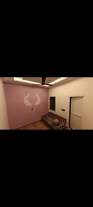 Room in 4 BHK Apartment at ABA Olive County, Vasundhara Sector 5 – for Rent