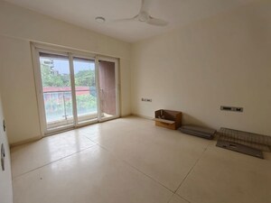 Room in 2 BHK Apartment at RNA Continental, Chembur – for Rent