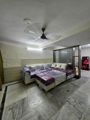 Bedroom in 1 BHK Builder Floor at Saket – for Rent