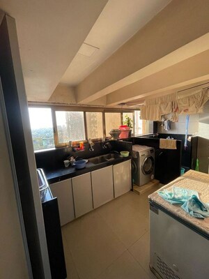 Kitchen in 6+ BHK Apartment at Tapovan CHS, Santacruz West – for Sale