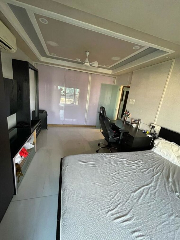 Team Area, tapovan-chs 6+ Bedroom 4000 Sq.Ft. Apartment In Santacruz West Mumbai 10574845