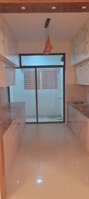 Room in 3 BHK Apartment at Mantri Webcity, Hennur Road – for Rent