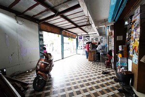 Gym in  Shop at Ravet – for Rent