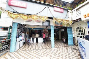  Shop – Exterior View View at Ravet - for Rent