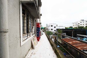  Shop – Exterior View View at Ravet - for Rent