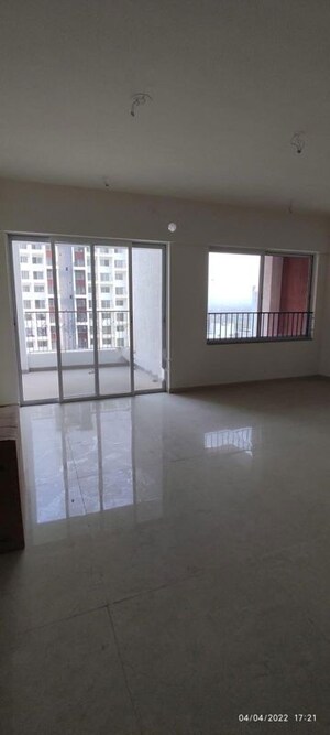 Room in 3 BHK Apartment at Godrej 24, Hinjewadi – for Sale