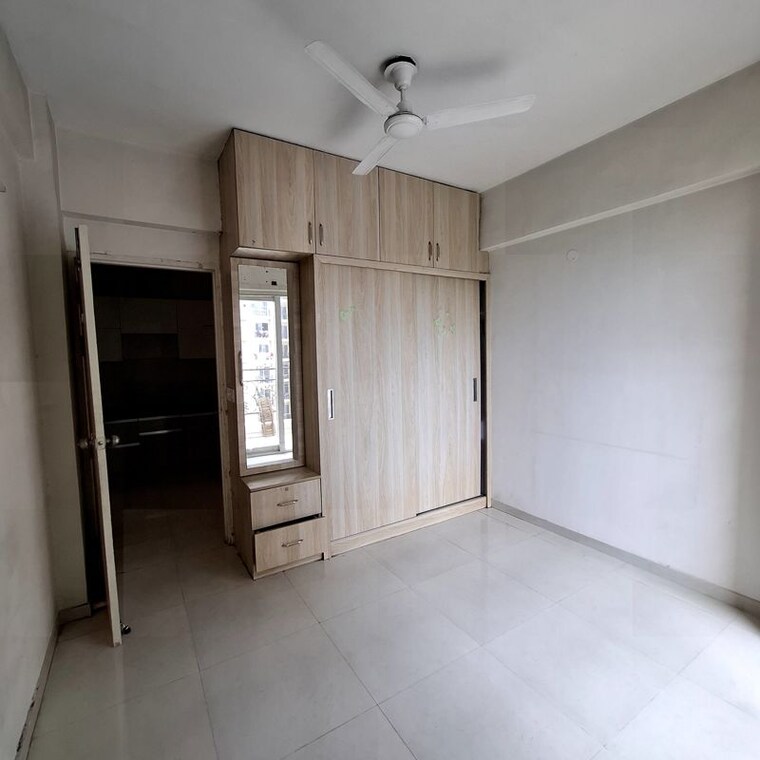 Room, signature-global-the-millennia 2 Bedroom 850 Sq.Ft. Apartment In Sector 37d Gurgaon 10574884