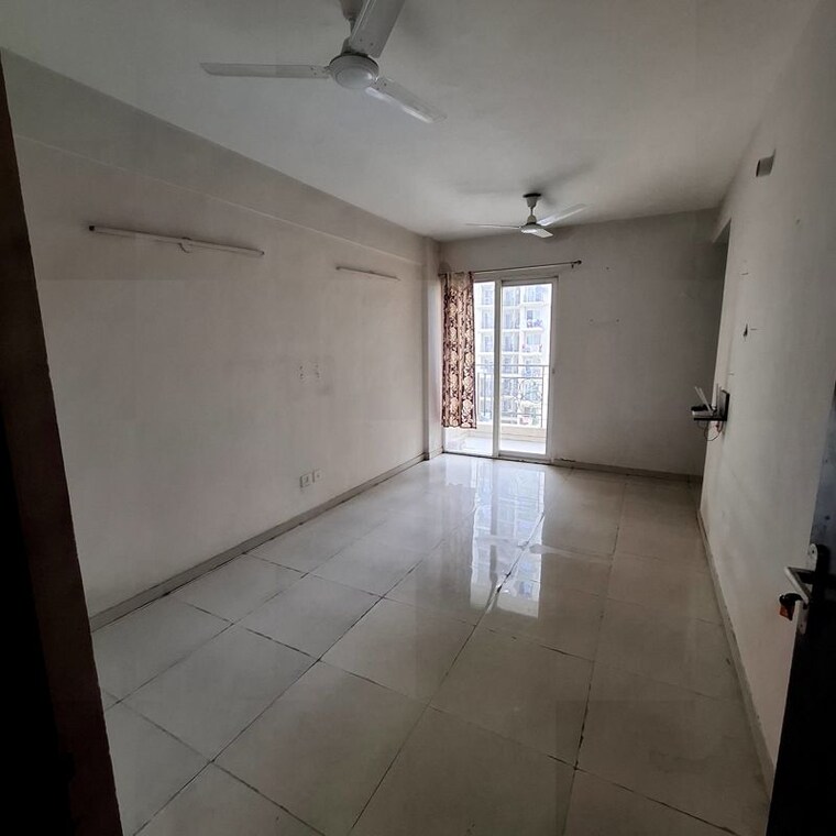 Room, signature-global-the-millennia 2 Bedroom 850 Sq.Ft. Apartment In Sector 37d Gurgaon 10574884