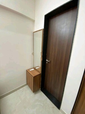 Room in 1.5 BHK Apartment at Sethia Kalpavruksh Heights, Kandivali West – for Sale