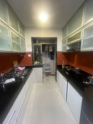 Kitchen in 2.5 BHK Apartment at Chembur – for Rent