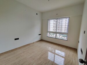 Room in 2 BHK Apartment at VTP Beaumonde, Kharadi – for Rent