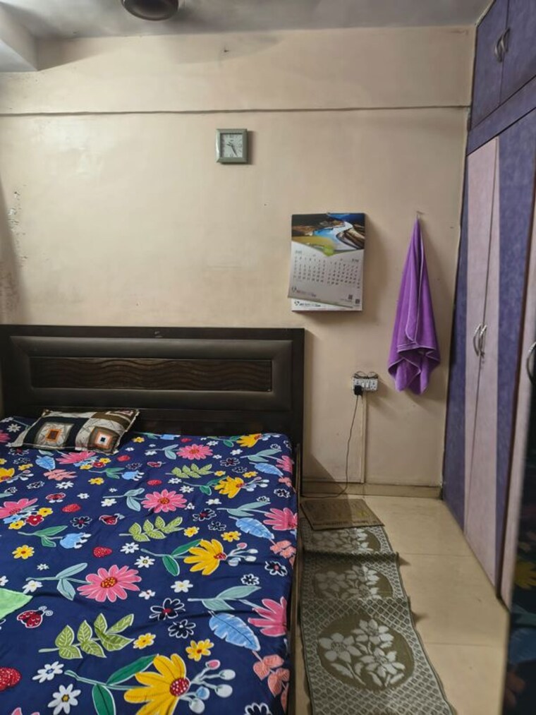 Room, tilak nagar 2 Bedroom 600 Sq.Ft. Apartment In Tilak Nagar Mumbai 10574936