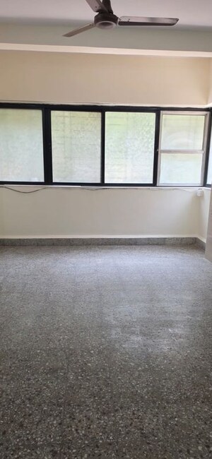 Room in 1 BHK Apartment at Ghatkopar East – for Rent